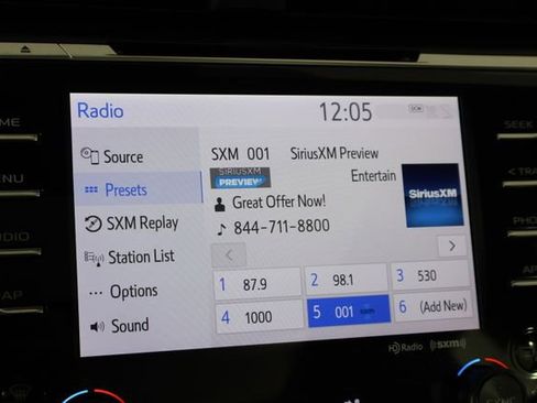 Used 2019 Toyota Camry XSE image 29