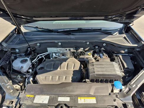 Used 2025 Volkswagen Atlas SE FWD image 36