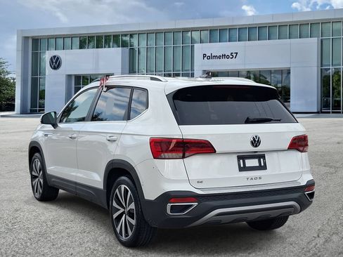 Used 2023 Volkswagen Taos SE FWD image 4