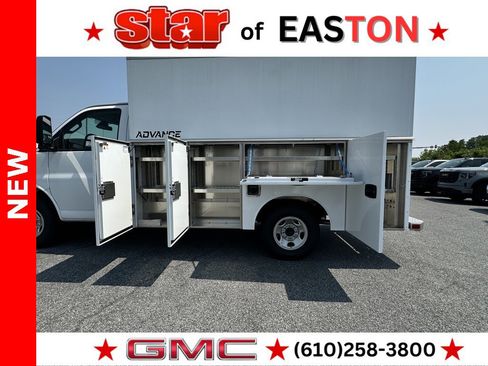 New 2025 GMC Savana 3500 w/ Power Convenience Package image 17
