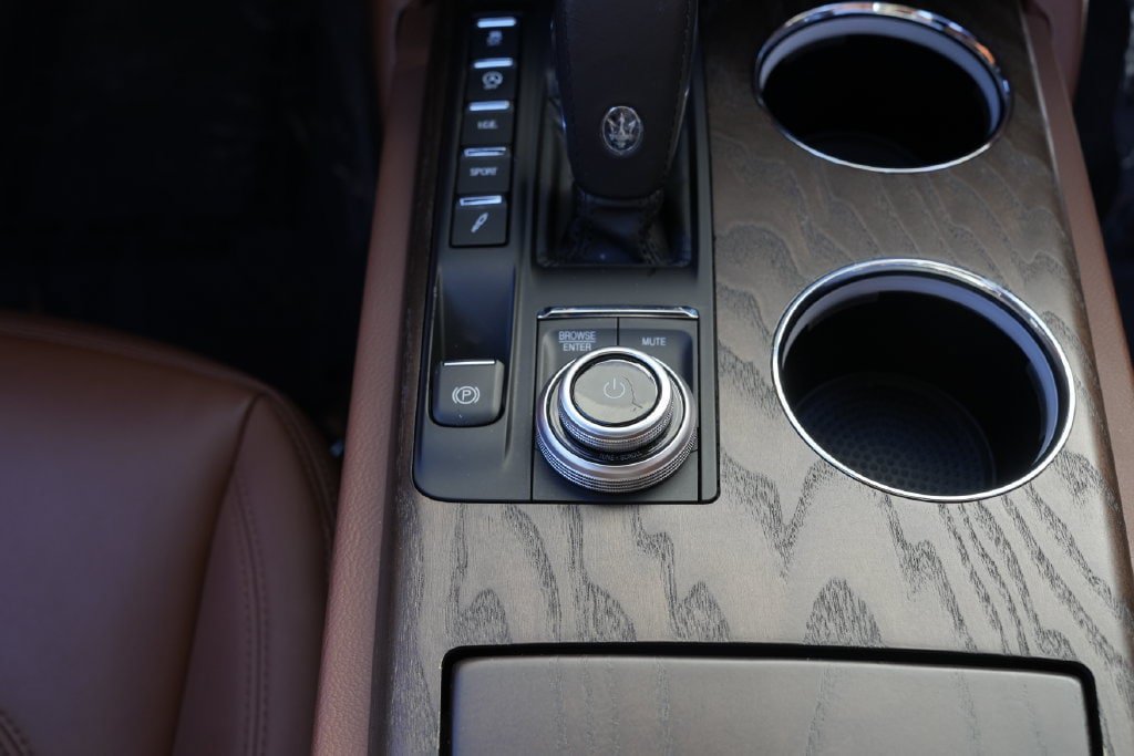 Used 2021 Maserati Quattroporte S Q4 AWD/4WD image 44