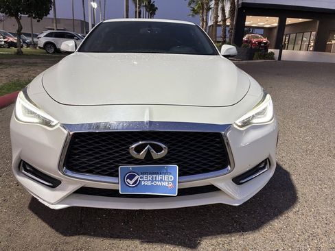 Used 2017 INFINITI Q60 w/ Premium Package image 2