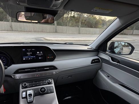Used 2022 Hyundai Palisade SE image 27