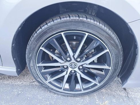 Used 2021 Toyota Camry SE image 16