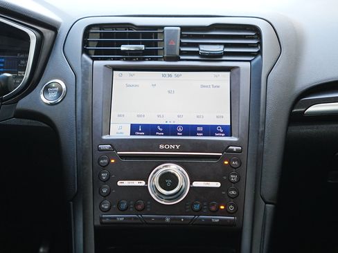 Used 2020 Ford Fusion Energi Titanium image 17