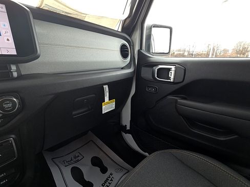 New 2026 Jeep Wrangler Unlimited Sport image 17