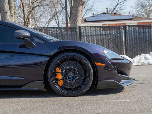 Used 2019 McLaren 600LT image 24