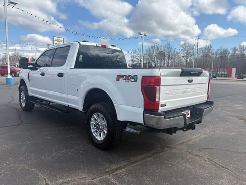 Used 2021 Ford F250 XLT w/ FX4 Off-Road Package image 14