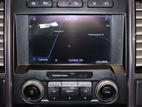 Used 2020 Ford F350 Limited image 27