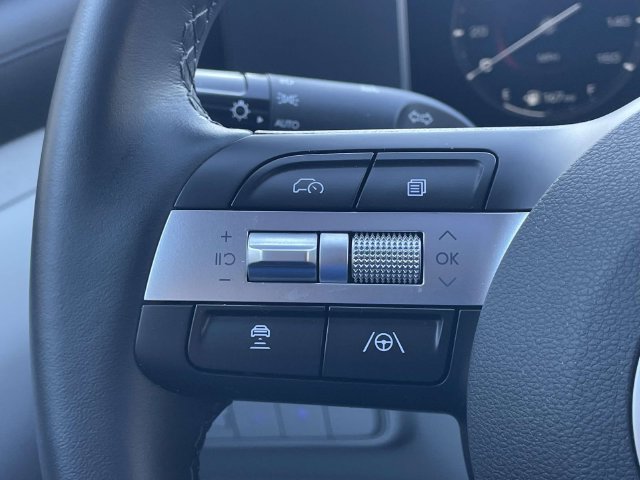 Certified 2025 Hyundai Tucson SEL FWD image 23