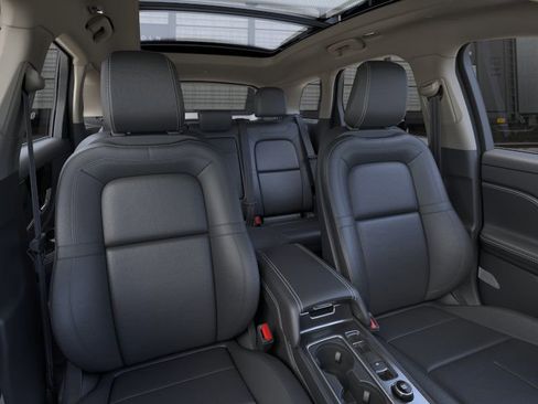 New 2025 Lincoln Corsair FWD w/ Equipment Group 101A image 10