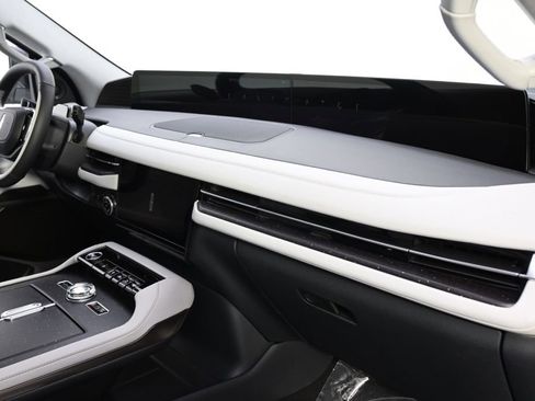 New 2026 Lincoln Navigator Black Label AWD/4WD image 15
