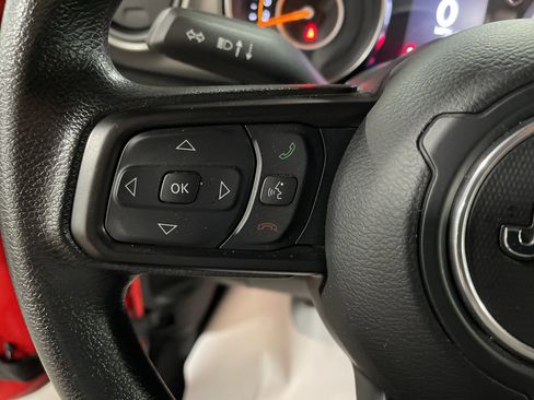 Used 2022 Jeep Wrangler Unlimited Sport image 17