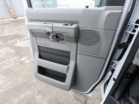 New 2026 Ford E-450 and Econoline 450 Super Duty w/ Interior Upgrade Package image 26