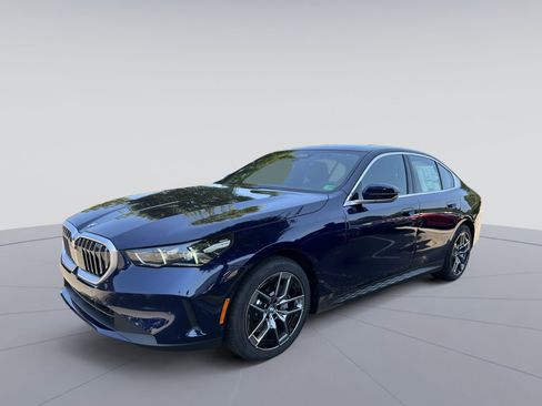 New 2026 BMW 530i xDrive w/ Premium Package AWD/4WD image 1