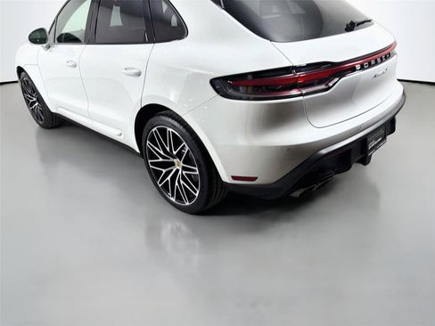 Certified 2023 Porsche Macan S w/ Premium Package Plus AWD/4WD image 3