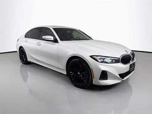 Used 2023 BMW 330i xDrive Sedan image 4