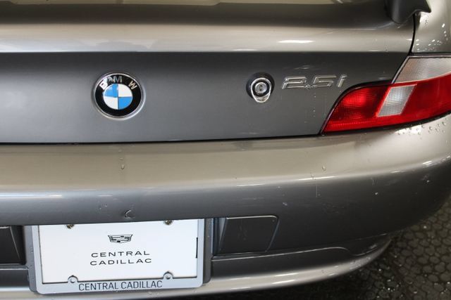 Used 2002 BMW Z3 2.5i RWD image 29