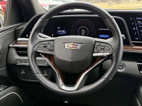 Used 2024 Cadillac Escalade Luxury image 9