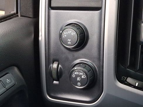 Used 2018 GMC Sierra 1500 SLT w/ SLT Premium Package AWD/4WD image 26