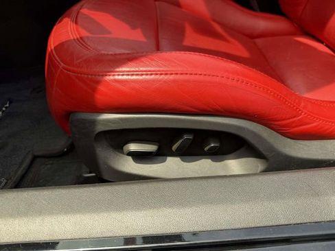 Used 2014 Chevrolet Corvette Stingray Convertible w/ 3LT Preferred Equipment Group RWD image 17