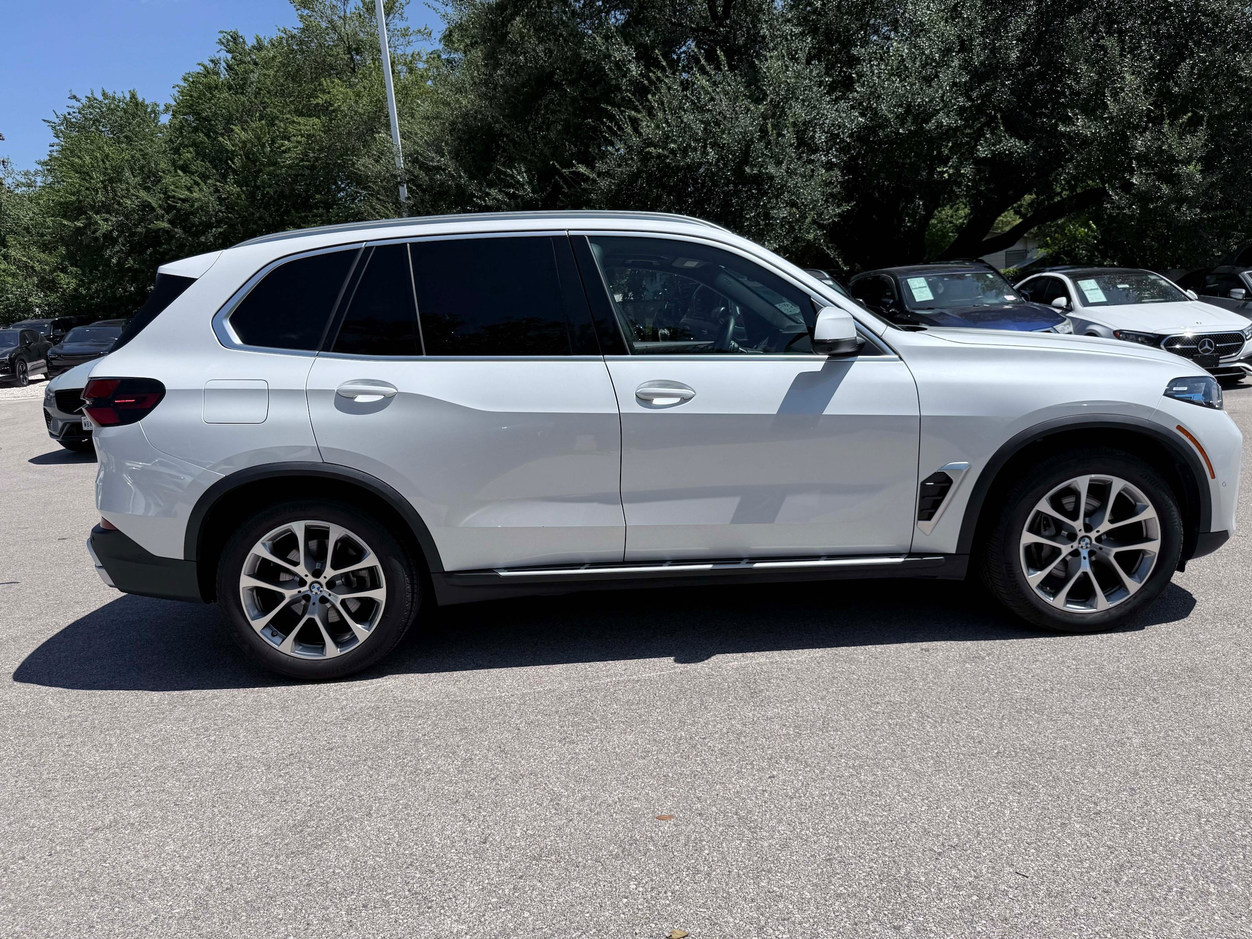 Used 2026 BMW X5 xDrive40i AWD/4WD image 7