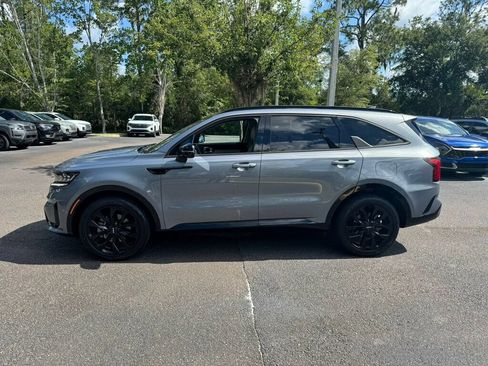 Used 2023 Kia Sorento SX FWD image 2
