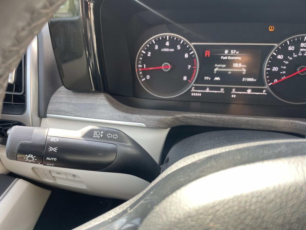 Used 2023 Kia Sorento S w/ Panoramic Sunroof Package AWD/4WD image 32