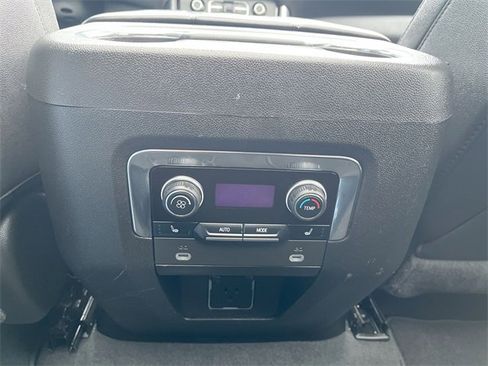 Certified 2023 Chevrolet Tahoe Z71 w/ Luxury Package image 21