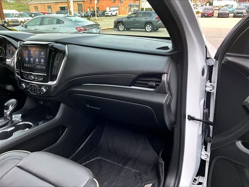Used 2023 Chevrolet Traverse Premier w/ LPO, Floor Liner Package image 13