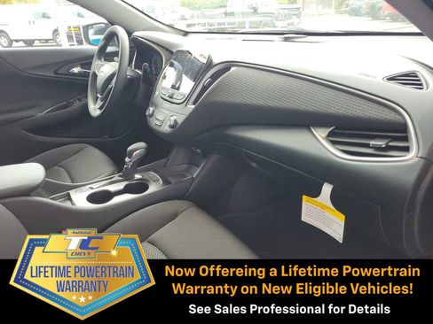 New 2025 Chevrolet Malibu LS image 27