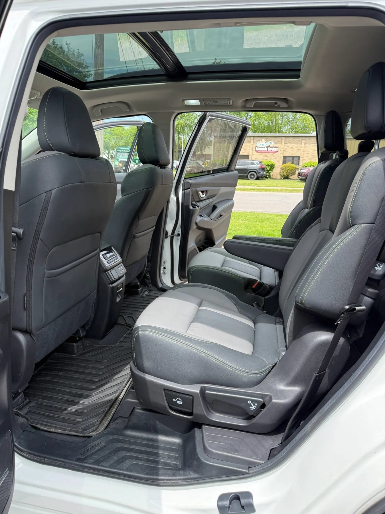 Used 2024 Subaru Ascent Onyx Edition Limited w/ Popular Package Onyx AWD/4WD image 18