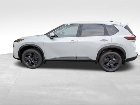 New 2026 Nissan Rogue SV w/ Cold Weather Package AWD/4WD image 12
