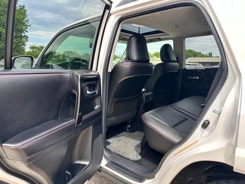 Used 2016 Toyota 4Runner Trail Premium AWD/4WD image 16