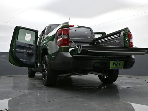 New 2025 Ford Maverick Lariat w/ Black Appearance Package image 40