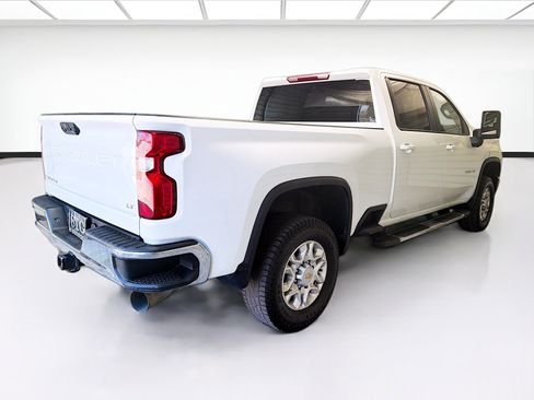 Used 2023 Chevrolet Silverado 2500 LT w/ Convenience Package AWD/4WD image 4