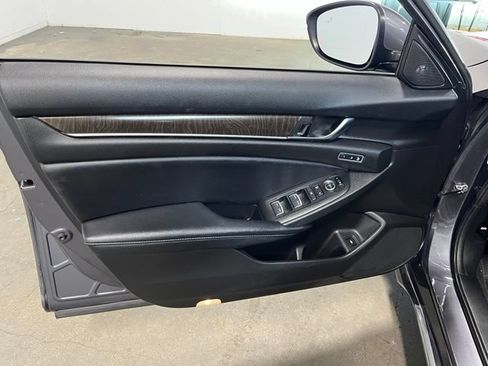 Used 2022 Honda Accord EX-L image 24