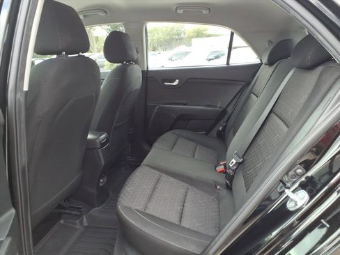 Used 2022 Kia Rio S image 17