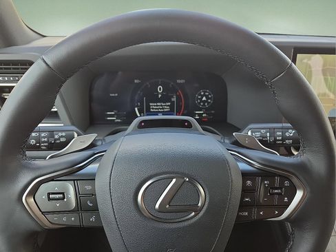 Used 2026 Lexus GX 550 AWD/4WD image 4