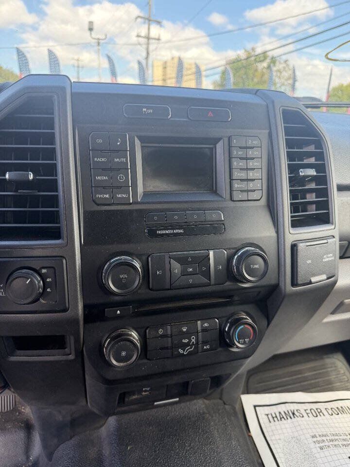 Used 2018 Ford F350 XL AWD/4WD image 12