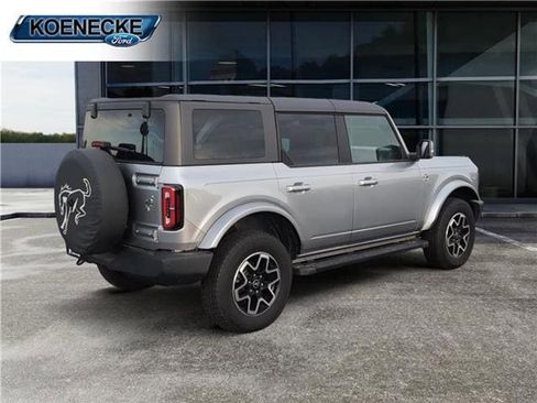 Used 2022 Ford Bronco Outer Banks image 5