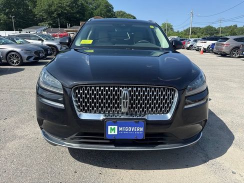 Used 2021 Lincoln Corsair AWD w/ Premium Package image 2
