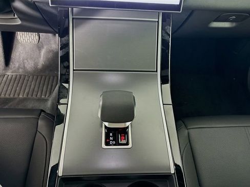 Used 2026 Land Rover Range Rover Velar S image 18