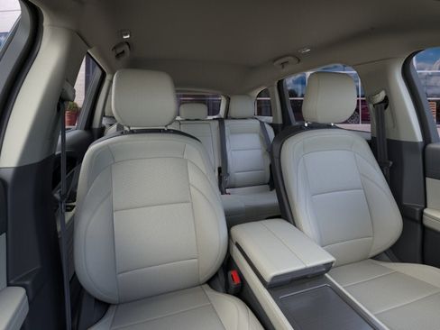 New 2026 Lincoln Nautilus Premier AWD/4WD image 10