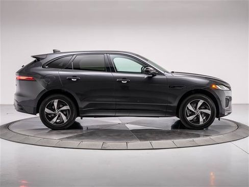 Used 2026 Jaguar F-PACE R-Dynamic S AWD/4WD image 6