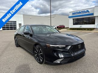 Certified 2023 Honda Accord Touring video 2