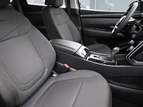 Used 2022 Hyundai Tucson SE image 28