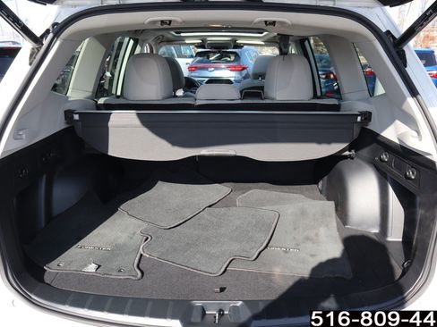 Used 2023 Subaru Forester Premium image 33