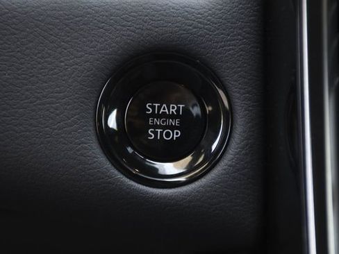 Used 2025 Nissan Armada PRO-4X image 22