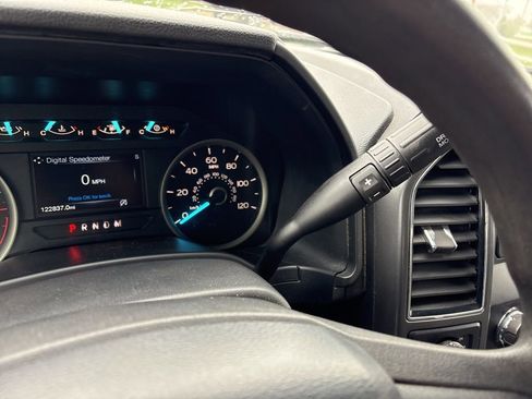 Used 2018 Ford F150 XLT w/ Trailer Tow Package image 41